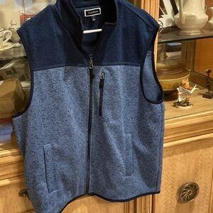 Club Room Two-Tone Blue Vest, size large.